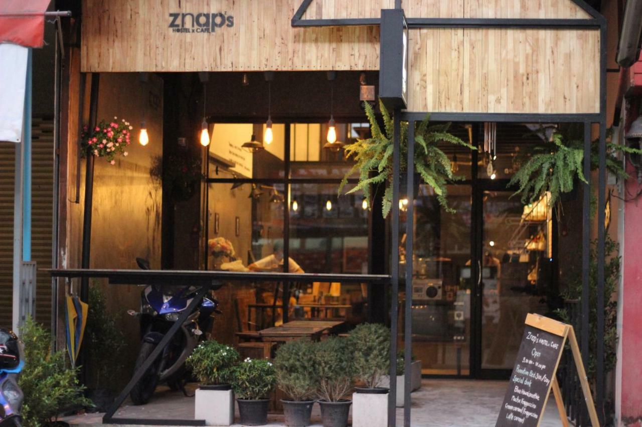 Znap'S Hostel & Cafe Chiang Mai Exterior photo