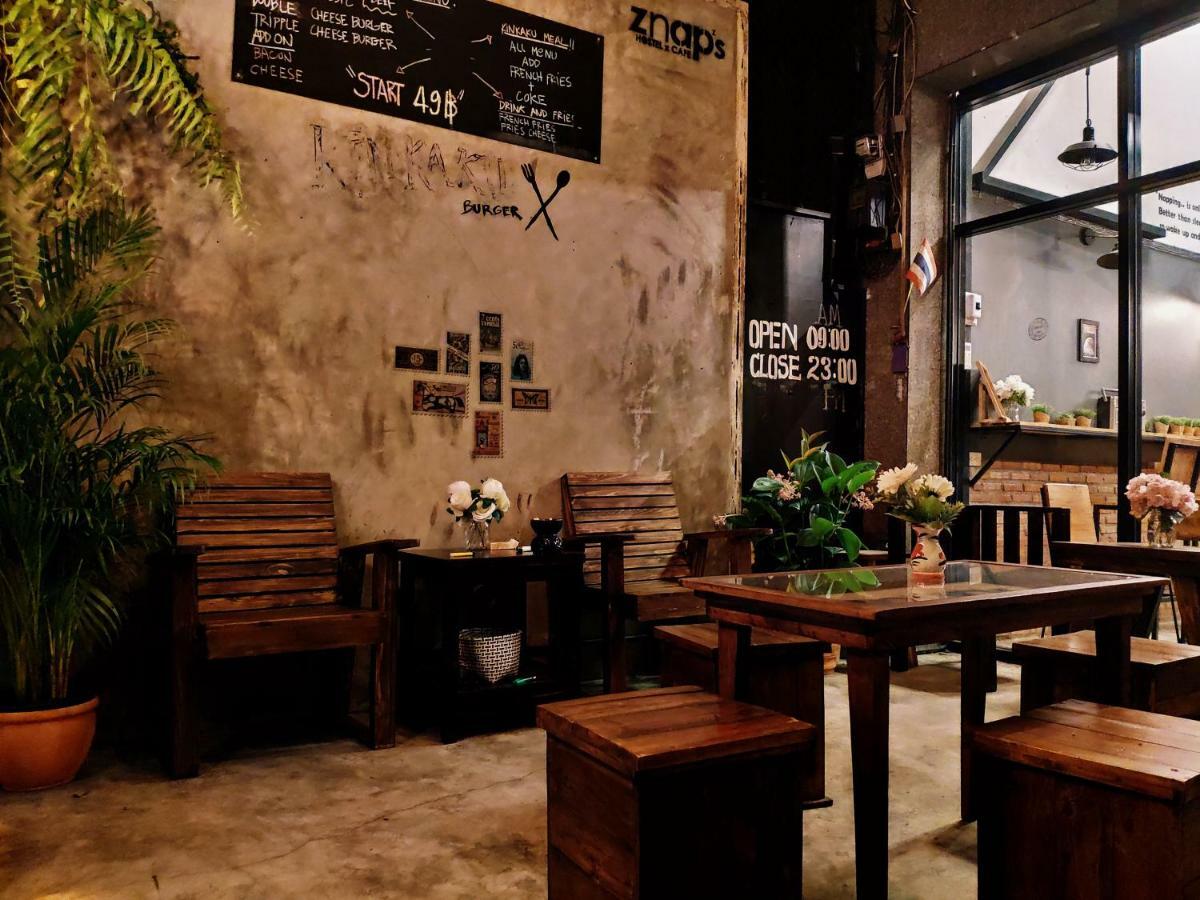 Znap'S Hostel & Cafe Chiang Mai Exterior photo