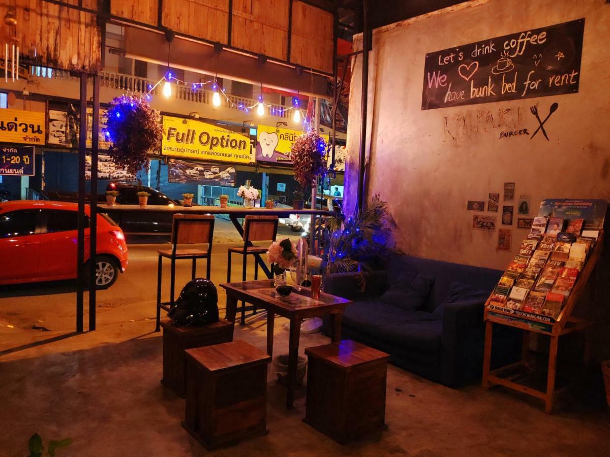 Znap'S Hostel & Cafe Chiang Mai Exterior photo