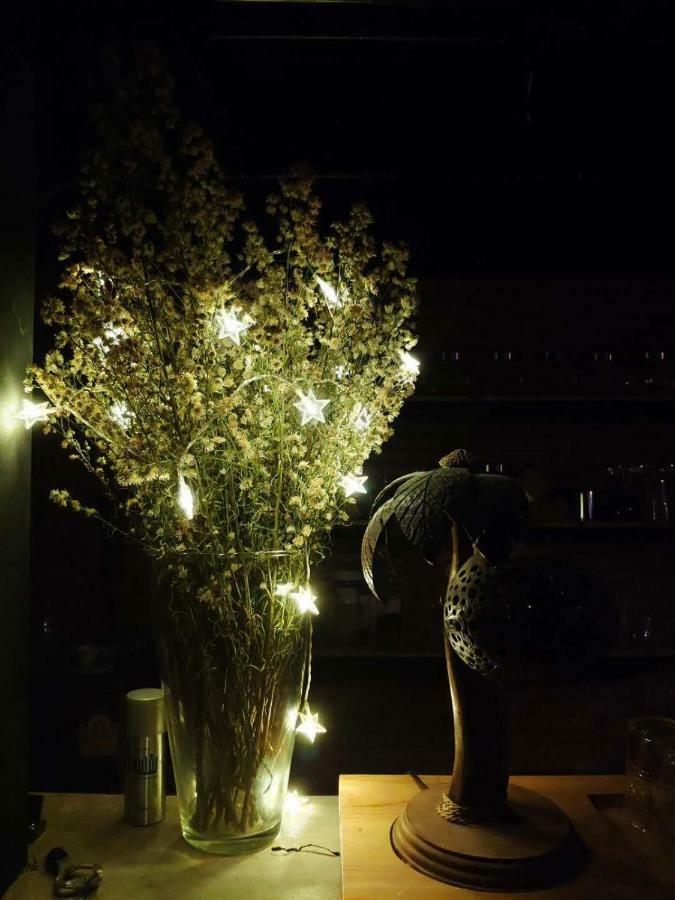 Znap'S Hostel & Cafe Chiang Mai Exterior photo